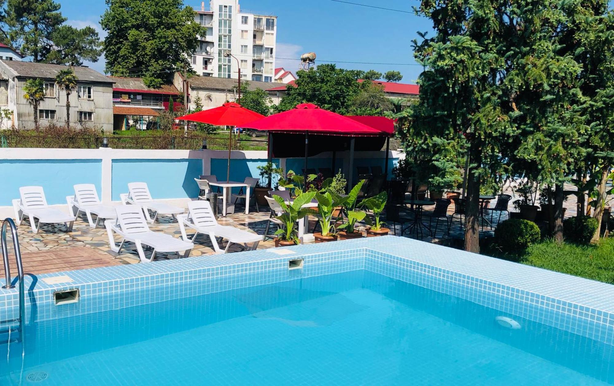 Hotel Mirage 乌雷基 外观 照片