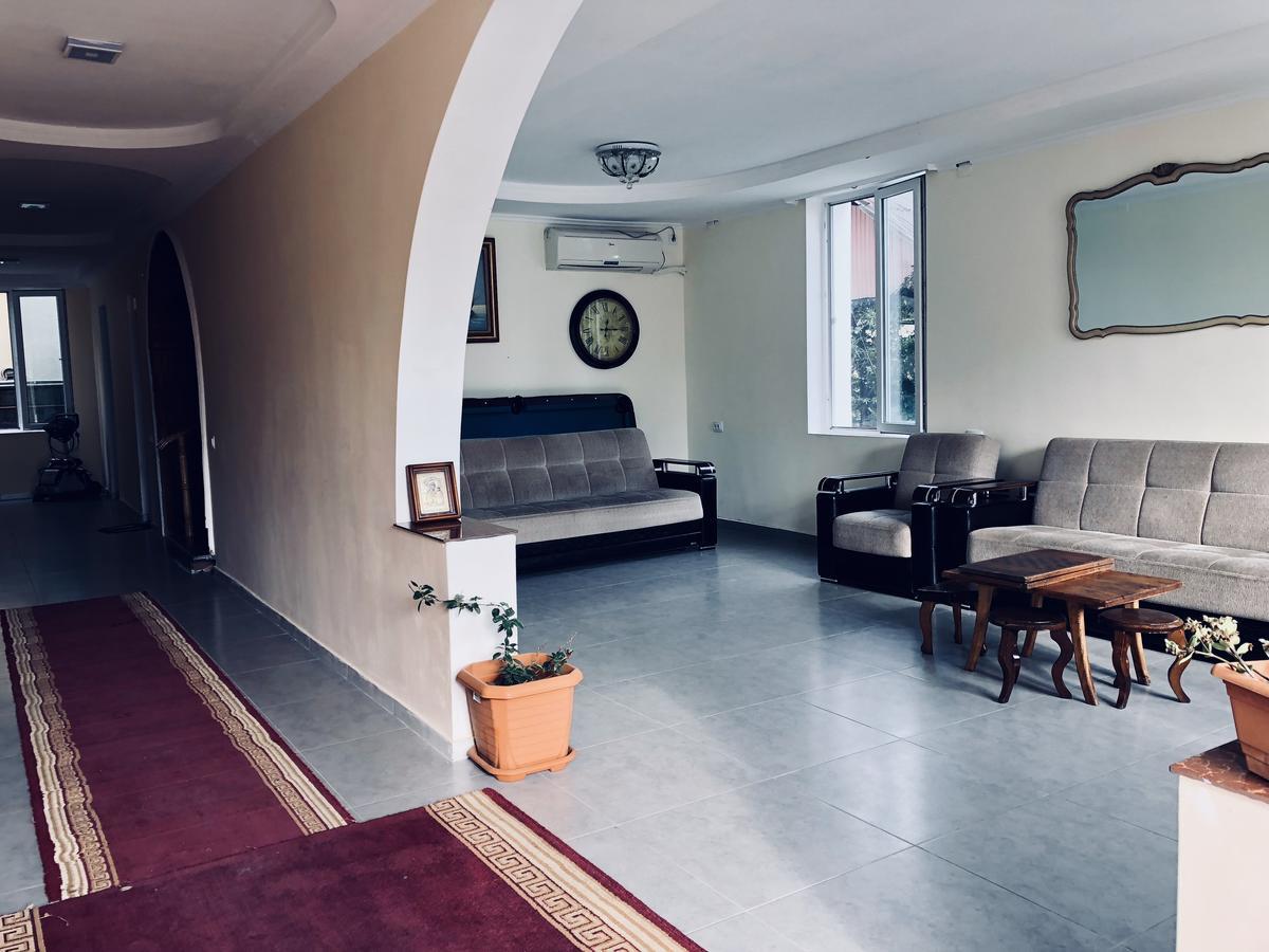 Hotel Mirage 乌雷基 外观 照片