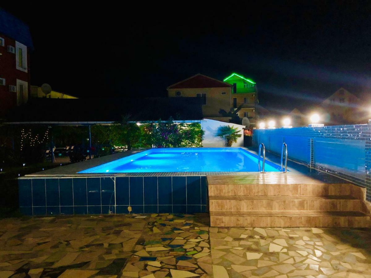 Hotel Mirage 乌雷基 外观 照片